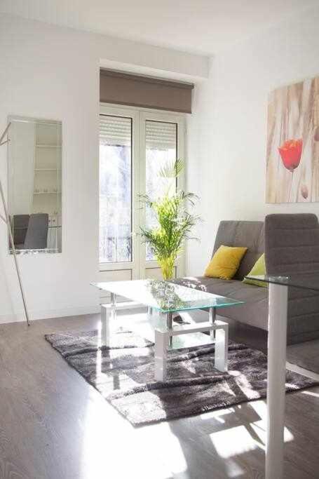 Comodo Y Agradable Estudio En Madrid Centro A2 Екстериор снимка
