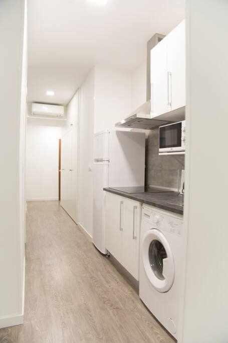 Comodo Y Agradable Estudio En Madrid Centro A2 Екстериор снимка